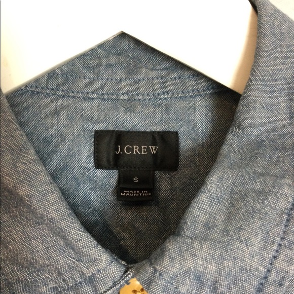 J CREW MENS DENIM POCKET BUTTON DOWN SHIRT EUC SZ S - Picture 3 of 7